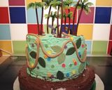 A picture of step 8 of Vickys Jungle Cake Decoration Idea.