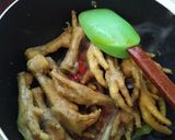 Foto langkah ke 4 dari resep Ceker Saos Pedas Ala Szechuan.