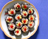 Hình bước làm 3 của món Kimbap tôm trứng 👦🏻💗