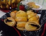 Foto langkah ke 8 dari resep Roti Manis Isi Pisang Coklat.