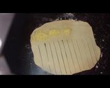 A picture of step 4 of Chicken cheese bread.