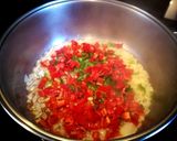 Foto del paso 3 de la receta: Arroz caldoso al azafrán con pelotillas de carne de cerdo
