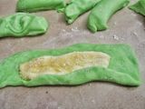 Roti Sobek Pandan isi Pisang Sederhana