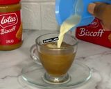 A picture of step 3 of Lotus coffee.