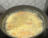 Foto langkah ke 3 dari resep Egg Drop Soup.