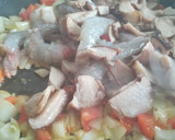 Foto del paso 4 de la receta: Guiso mar y montaña