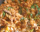 Foto langkah ke 4 dari resep Tongkol Suwir Kemangi Pedas.
