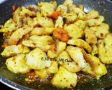 Hình bước làm 1 của món Phi lê cá lóc kho nghệ