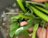 Foto langkah ke 2 dari resep Sayur Bening Lauk Komplit Sambal Tomat.
