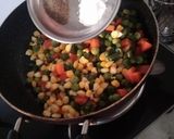 A picture of step 4 of Veg Au gratin and Garlic herb toast.