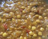 A picture of step 4 of Chole Masala.