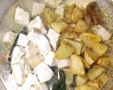 Foto langkah ke 3 dari resep Lodeh Kentang Tahu.