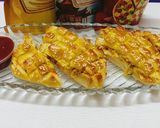 A picture of step 7 of Chicken, Cheese Bread 😍😋.