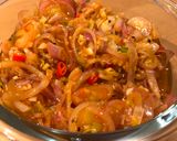 A picture of step 2 of Sambal matah the Balinese salsa.