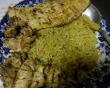 صورة لخطوة 2 من وصفة صدور دجاج بالزبادي في الفرن مع رز بالكاري والزبيب 😍😋