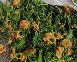 Foto langkah ke 3 dari resep Tumis Bayam Tempe.