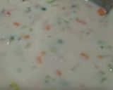 Gambar langkah 5 resipi Cream of Chicken Soup with Croutons.