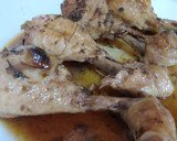 Foto del paso 4 de la receta: Muslitos de pollo a las finas hierbas y soja