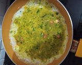 A picture of step 5 of Peri peri pav cheese omelette.