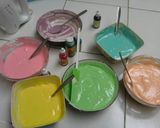 Foto langkah ke 3 dari resep Rainbow Birthday Cake.