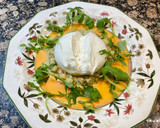 Foto del paso 6 de la receta: Ensalada de burrata y rúcula, tartar de tomate y crujiente de jamón