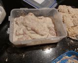 A picture of step 2 of Home made chicken panne.