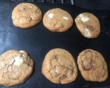 Pas rețetă Chewy Chocolate Chip Cookies!Biscuiți crocanti la exterior, moi și gumati la interior! 13 fotografie