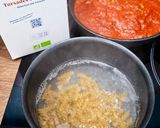 Une image de l'étape 3 de Fusilli con Pomodoro & Mozzarella !!.