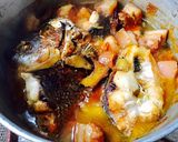 A picture of step 9 of Vietnamese Braised Fish with Galangal (Cá kho riềng) 🐟.