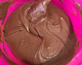 Foto langkah ke 5 dari resep Moist Chocolates Cakes.