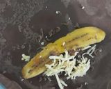 Foto langkah ke 4 dari resep Dadar gulung pisang coklat keju.