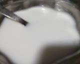 A picture of step 2 of Chicken corn soup.