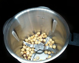 Foto del paso 2 de la receta: Helado de avellanas elaborado con robot de cocina M.C.Plus