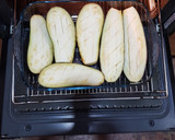 Foto del paso 1 de la receta: Berenjenas rellenas de carne