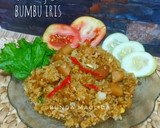 Foto langkah ke 7 dari resep Nasi Goreng Sosis Bumbu Iris.