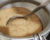 A picture of step 3 of Sooji Halwa seera.