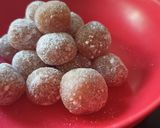 आलेपाक गोळी (aale pak goli recipe in marathi) रेसिपी स्टेप 4 फोटो 