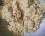 A picture of step 1 of Mawa gujiya.