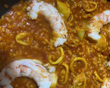 Foto del paso 7 de la receta: Arroz integral con calamares y gambón