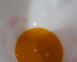 A picture of step 4 of Orange chiffon cake.