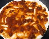 Foto langkah ke 3 dari resep Easy Tortilla Pizza.