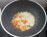 Foto langkah ke 1 dari resep Tumis Kangkung Pedas.