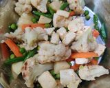 A picture of step 1 of Satvik mixed vegetable.
