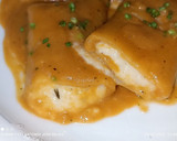 Foto del paso 5 de la receta: Canelones de masa de croquetas en salsa de carne