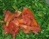 A picture of step 2 of Keema palak.