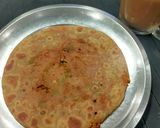 A picture of step 5 of Gobi Paratha.