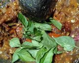 Foto langkah ke 5 dari resep Terong Goreng Sambal Kemangi.