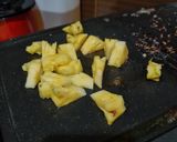 Foto langkah ke 2 dari resep Sapi nanas lada hitam.