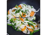 Ojingeo-bokkeum (오킹어 븎음) Spicy Stir Fried Squid
