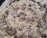 Foto del paso 6 de la receta: Tarta zapallitos y queso pategras c/champiñones